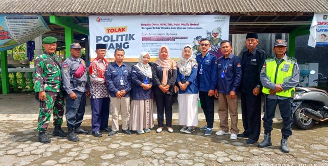 Kepala Desa bersama BPD Pantau jalannya Pemilu