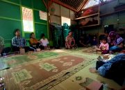 Rapat Persiapan Pembangunan Air Bersih di RT 2 RW 4 Desa Soko