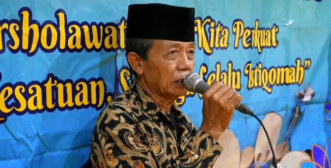 Sholawat Bersama Grup Hadroh Meriahkan Balai Desa Soko
